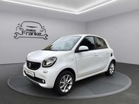 Gebraucht Smart ForFour Passion 90 PS (66 kW) 2016 Weiß Kleinwagen