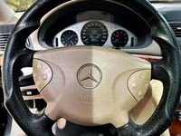 Gebraucht Mercedes E500 AMG 306 PS (225 kW) 2003 Schwarz Limousine