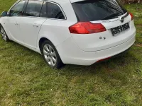 Gebraucht Opel Insignia 131 PS (96 kW) 2012 Weiß Kombi
