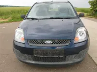 Gebraucht Ford Fiesta 60 PS (44 kW) 2006 Blau Kleinwagen