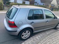 Gebraucht VW Golf 101 PS (74 kW) 2002 Silber Limousine