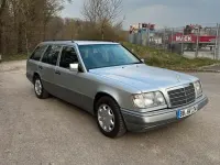 Gebraucht Mercedes E220 150 PS (110 kW) 1995 Silber Kombi