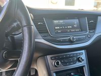 Second-hand Opel Astra 130 CP (95 kW) 2020 Negru Break