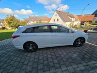 Gebraucht Hyundai i40 Edition 135 PS (99 kW) 2013 Weiß Kombi