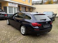 Gebraucht BMW 520 184 PS (135 kW) 2013 Imperialblau brillanteffekt me Kombi