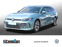 Gebraucht VW Passat Business 150 PS (110 kW) 2025 Maripositgrün metallic Kombi
