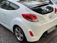 Gebraucht Hyundai Veloster 140 PS (102 kW) 2011 Weiß Kleinwagen