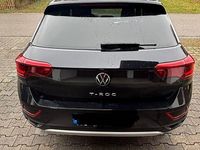 Gebraucht VW T-Roc Life 150 PS (110 kW) 2024 Schwarz SUV