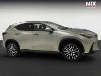 Gebraucht Lexus NX450h+ E-FOUR Luxury Line 306 PS (225 kW) 2024 Silber SUV