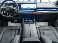 Gebraucht BMW M5 Basis 727 PS (534 kW) 2024 Gelb Limousine