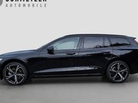 Neu Volvo V60 Plus 197 PS (144 kW) 2025 Schwarz Kombi