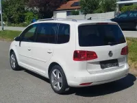 Gebraucht VW Touran Life 105 PS (77 kW) 2013 Weiß Van / Kleinbus