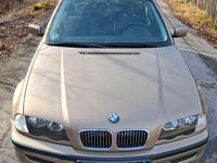 Gebraucht BMW 318 118 PS (86 kW) 2001 Gold Limousine