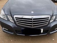 Gebraucht Mercedes E250 204 PS (150 kW) 2010 Grau Limousine