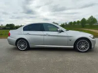 Gebraucht BMW 325 Comfort Edition 218 PS (160 kW) 2010 Silber Limousine