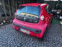 Gebraucht Peugeot 107 69 PS (50 kW) 2007 Rot Kleinwagen