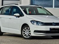 Gebraucht VW Touran 150 PS (110 kW) 2017 Weiß Van / Kleinbus