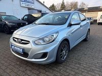 Gebraucht Hyundai Accent 97 PS (71 kW) 2012 Grau Limousine