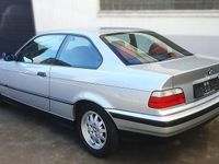 Gebraucht BMW 318 Performance 140 PS (102 kW) 1998 Silber Coupé