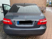 Gebraucht Mercedes E250 204 PS (150 kW) 2010 Grau Limousine
