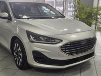 Usado Ford Focus Titanium 120 CV (88 kW) 2022 Plateado Familiar