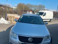Gebraucht VW Passat 140 PS (102 kW) 2008 Silber Kombi