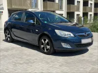 Gebraucht Opel Astra 116 PS (85 kW) 2011 Blau Limousine