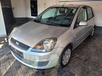 Gebraucht Ford Fiesta Style 69 PS (50 kW) 2008 Silber Kleinwagen