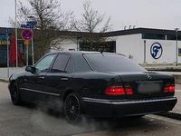 Gebraucht Mercedes E320 197 PS (144 kW) 2001 Grün Limousine