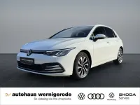 Gebraucht VW Golf VIII Active 131 PS (96 kW) 2023 Weiß Limousine