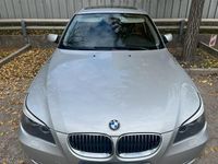Gebraucht BMW 523 190 PS (139 kW) 2009 Silber Limousine