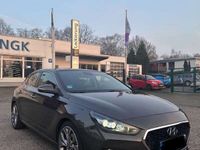 gebraucht Hyundai i30 1.4 T-GDI Fastback Premium / 1. Hand / Tüv Neu