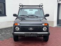 Gebraucht Lada Taiga 83 PS (61 kW) 2017 Grau SUV