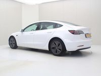 Gebraucht Tesla Model 3 Standard Range 225 kW (306 PS) 2020 Weiß Limousine