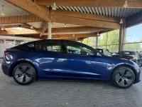Gebraucht Tesla Model 3 366 kW (498 PS) 2022 Deep blue Limousine