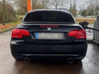 Gebraucht BMW 335 Cabriolet 306 PS (225 kW) 2011 Schwarz Cabrio
