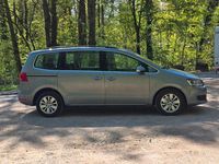 Second-hand VW Sharan 140 CP (102 kW) 2013 Andere farben Monovolum