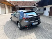 Używany Mazda 3 186 KM (136 kW) 2023 Szary Sedan/Limuzyna