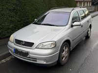 Gebraucht Opel Astra 101 PS (74 kW) 2000 Silber Kombi
