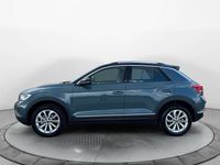 Gebraucht VW T-Roc Style 150 PS (110 kW) 2025 Blau SUV
