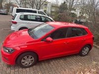 Gebraucht VW Polo Trendline 65 PS (47 kW) 2019 Rot Kleinwagen