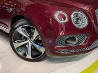 Gebraucht Bentley Bentayga 435 PS (319 kW) 2018 Rot SUV
