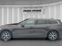 Gebraucht Volvo V60 Core 163 PS (119 kW) 2023 Grau Kombi