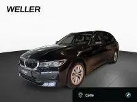 Gebraucht BMW 320 Advantage 184 PS (135 kW) 2021 Saphirschwarz (schwarz) Kombi
