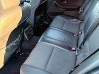 Gebraucht BMW 525 170 PS (125 kW) 2004 Grau Kombi