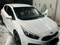 Używany Kia Ceed GT-Track 204 KM (150 kW) 2014 Biały Hatchback