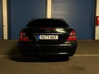 Gebraucht Mercedes E200 Avantgarde 163 PS (119 kW) 2005 Schwarz Limousine