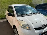 Gebraucht Toyota Yaris 80 PS (58 kW) 2009 Weiß Kleinwagen