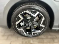 Gebraucht VW Passat R-line 272 PS (200 kW) 2025 Grau Kombi