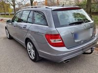 Gebraucht Mercedes C220 170 PS (125 kW) 2014 Grau Kombi